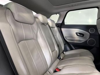 LAND ROVER RANGE ROVER EVOQUE 2.0 TD4 SE Tech SUV 5dr Diesel Auto 4WD Euro 6 (s/s) (180 ps)
