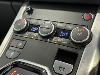 LAND ROVER RANGE ROVER EVOQUE 2.0 TD4 SE Tech SUV 5dr Diesel Auto 4WD Euro 6 (s/s) (180 ps)