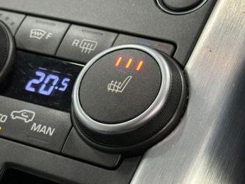 LAND ROVER RANGE ROVER EVOQUE 2.0 TD4 SE Tech SUV 5dr Diesel Auto 4WD Euro 6 (s/s) (180 ps)