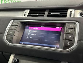 LAND ROVER RANGE ROVER EVOQUE 2.0 TD4 SE Tech SUV 5dr Diesel Auto 4WD Euro 6 (s/s) (180 ps)