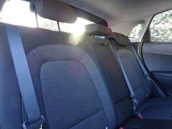 HYUNDAI KONA 64kWh Premium SUV 5dr Electric Auto (7kW Charger) (204 ps)