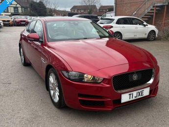 Jaguar XE 2.0i Prestige Saloon 4dr Petrol Auto Euro 6 (stop/start) (200 ps