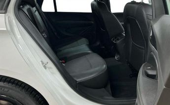 VAUXHALL INSIGNIA 2.0 Turbo D BlueInjection SRi VX Line Nav Sports Tourer 5dr Dies