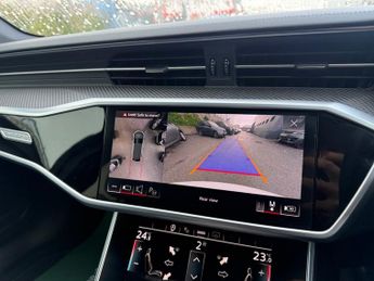 AUDI A6 AVANT 2.0 TDI 40 Black Edition Estate 5dr Diesel S Tronic quattro Euro