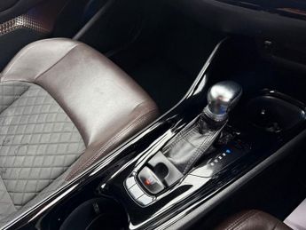 TOYOTA C-HR 1.8 VVT-h Excel SUV 5dr Petrol Hybrid CVT Euro 6-HEATED SEATS-BL