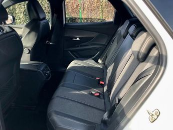 PEUGEOT 3008 1.6 13.2kWh GT Line SUV 5dr Petrol Plug-in Hybrid e-EAT Euro 6 (