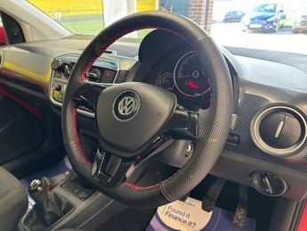 VOLKSWAGEN UP! 1.0 Move up! Hatchback 3 Door Petrol Manual Red Euro 6 Low Tax