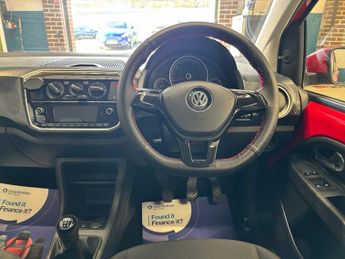 VOLKSWAGEN UP! 1.0 Move up! Hatchback 3 Door Petrol Manual Red Euro 6 Low Tax