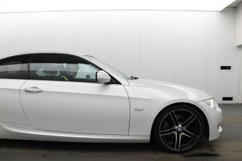 BMW 3 SERIES 3.0 330i M Sport Coupe 2dr Petrol Steptronic Euro 5 (272 ps)