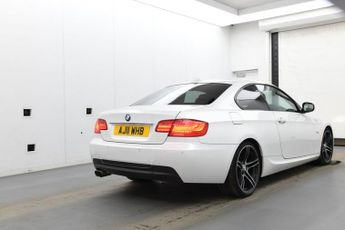 BMW 3 SERIES 3.0 330i M Sport Coupe 2dr Petrol Steptronic Euro 5 (272 ps)