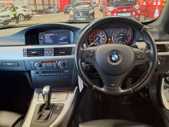 BMW 3 SERIES 3.0 330i M Sport Coupe 2dr Petrol Steptronic Euro 5 (272 ps)