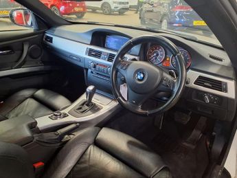 BMW 3 SERIES 3.0 330i M Sport Coupe 2dr Petrol Steptronic Euro 5 (272 ps)