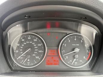 BMW 3 SERIES 3.0 330i M Sport Coupe 2dr Petrol Steptronic Euro 5 (272 ps)