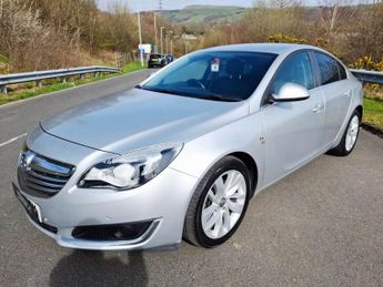 VAUXHALL INSIGNIA 2.0 CDTi SRi Nav Hatchback 5dr Diesel Auto Euro 5 (163 ps)