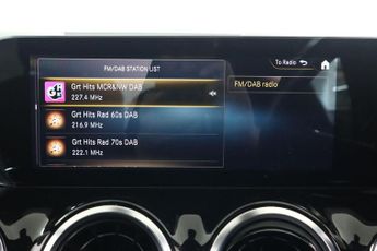 MERCEDES-BENZ GLA 1.3 GLA200 Sport (Executive) 7G-DCT Euro 6 (s/s) 5dr