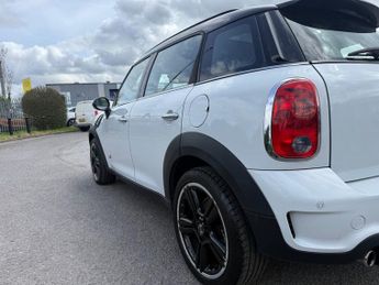MINI COUNTRYMAN 1.6 Cooper S SUV 5dr Petrol Steptronic ALL4 Euro 5 (184 ps)