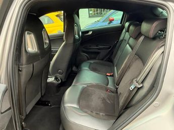 ALFA ROMEO GIULIETTA 1750 TBi Veloce Hatchback 5dr Petrol TCT Euro 6 (240 bhp)