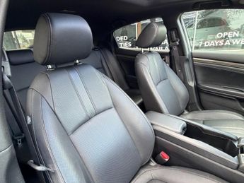 HONDA CIVIC 1.0 VTEC Turbo EX Hatchback 5dr Petrol CVT Euro 6 (s/s) (126 ps)