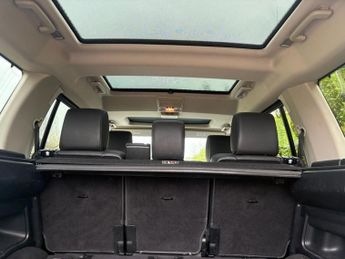 LAND ROVER DISCOVERY 4 3.0 SD V6 HSE SUV 5dr Diesel Auto 4WD Euro 5 (s/s) (255 bhp)