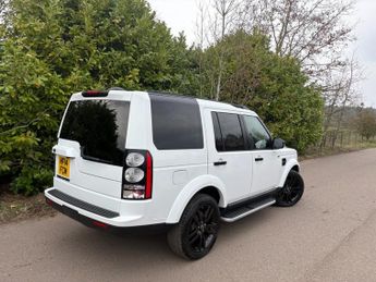 LAND ROVER DISCOVERY 4 3.0 SD V6 HSE SUV 5dr Diesel Auto 4WD Euro 5 (s/s) (255 bhp)