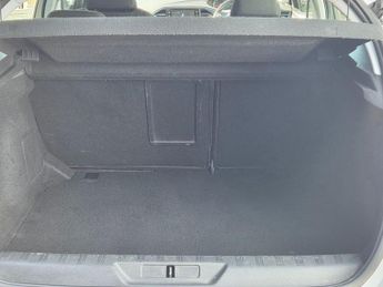 PEUGEOT 308 1.2 PureTech Allure Hatchback 5dr Petrol EAT Euro 6 (s/s) (130 p