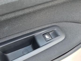 PEUGEOT 308 1.2 PureTech Allure Hatchback 5dr Petrol EAT Euro 6 (s/s) (130 p