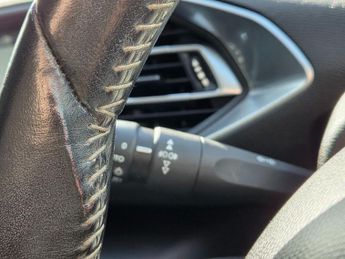 PEUGEOT 308 1.2 PureTech Allure Hatchback 5dr Petrol EAT Euro 6 (s/s) (130 p