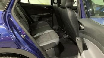 VOLKSWAGEN ID.4 Pure Performance 52kWh Life SUV 5dr Electric Auto (170 ps)