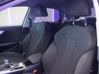 AUDI A4 2.0 TDI ultra Sport Saloon 4dr Diesel S Tronic Euro 6 (s/s) (150