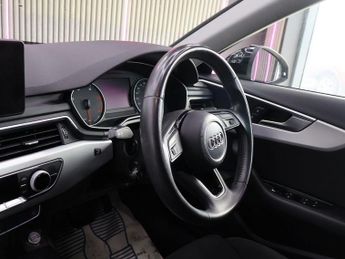 AUDI A4 2.0 TDI ultra Sport Saloon 4dr Diesel S Tronic Euro 6 (s/s) (150