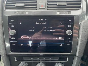 VOLKSWAGEN GOLF 1.4 TSI BlueMotion Tech SE Hatchback 5dr Petrol DSG Euro 6 (s/s)