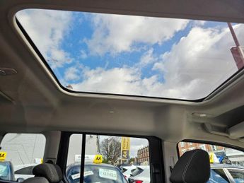 FORD TOURNEO CONNECT 1.6 EcoBoost Titanium MPV 5dr Petrol Auto Euro 5 (150 ps)