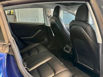 TESLA Model 3 (Dual Motor) Long Range Saloon 4dr Electric Auto 4WDE (346 ps)