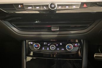 VAUXHALL GRANDLAND X 1.5 Turbo D Ultimate SUV 5dr Diesel Auto Euro 6 (s/s) (130 ps) 3