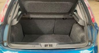 FIAT PUNTO 1.4L 5d  77 BHP