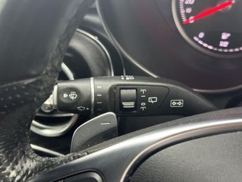 MERCEDES-BENZ GLC 2.1 GLC220d AMG Line SUV 5dr Diesel G-Tronic 4MATIC Euro 6 (s/s)