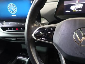 VOLKSWAGEN ID.5 Pro 77kWh Style SUV 5dr Electric Auto (174 ps)