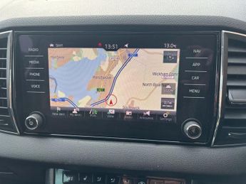 SKODA KAROQ 2.0 TDI SE L SUV 5dr Diesel DSG 4WD Euro 6 (s/s) (150 ps)