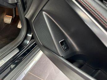 MERCEDES-BENZ GLA 2.1 GLA220d AMG Line SUV 5dr Diesel 7G-DCT 4MATIC Euro 6 (s/s) (