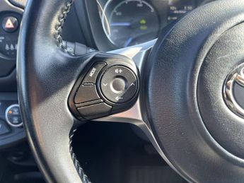 TOYOTA YARIS 1.5 VVT-h GR SPORT Hatchback 5dr Petrol Hybrid E-CVT Euro 6 (s/s