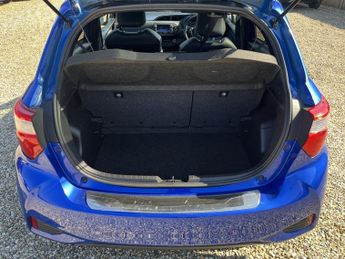 TOYOTA YARIS 1.5 VVT-h GR SPORT Hatchback 5dr Petrol Hybrid E-CVT Euro 6 (s/s