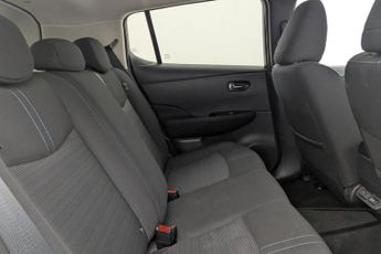 NISSAN LEAF 39kWh N-Connecta Hatchback 5dr Electric Auto (150 ps)