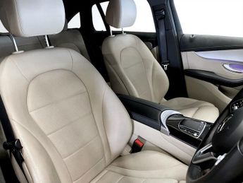 MERCEDES-BENZ EQC EQC 400 80kWh Sport SUV 5dr Electric Auto 4MATIC (408 ps)