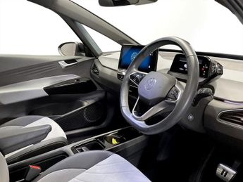 VOLKSWAGEN ID.3 Pro Performance 58kWh Family Hatchback 5dr Electric Auto (204 ps