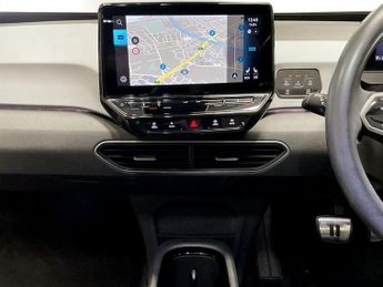 VOLKSWAGEN ID.3 Pro Performance 58kWh Family Hatchback 5dr Electric Auto (204 ps