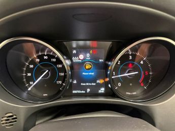 JAGUAR F-PACE 2.0 D180 R-Sport SUV 5dr Diesel Auto AWD Euro 6 (s/s) (180 ps)