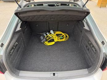 SKODA SUPERB 1.4 TSi iV 13kWh SE Technology Hatchback 5dr Petrol Plug-in Hybr