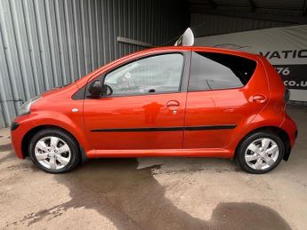 TOYOTA AYGO 1.0 VVT-i Fire Hatchback 5dr Petrol MultiMode Euro 5 (a/c) (67 p