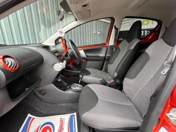 TOYOTA AYGO 1.0 VVT-i Fire Hatchback 5dr Petrol MultiMode Euro 5 (a/c) (67 p