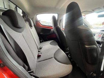 TOYOTA AYGO 1.0 VVT-i Fire Hatchback 5dr Petrol MultiMode Euro 5 (a/c) (67 p